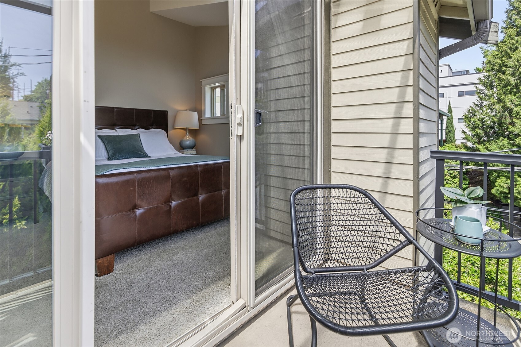 3633 Evanston Avenue North, Unit B Seattle, WA 98103 - Photo 18 of 29