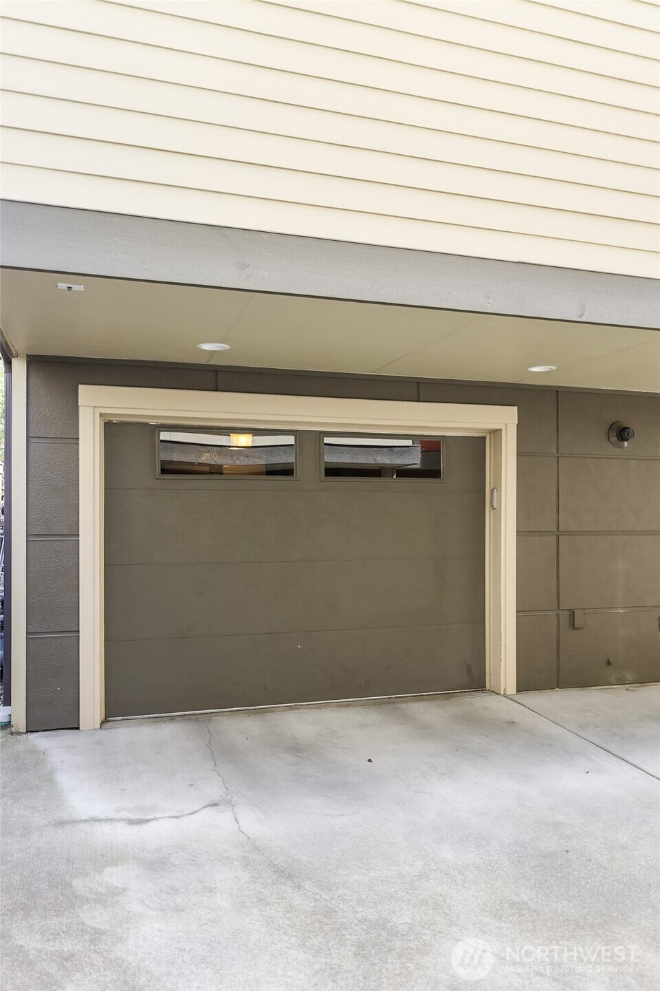 3633 Evanston Avenue North, Unit B Seattle, WA 98103 - Photo 24 of 29