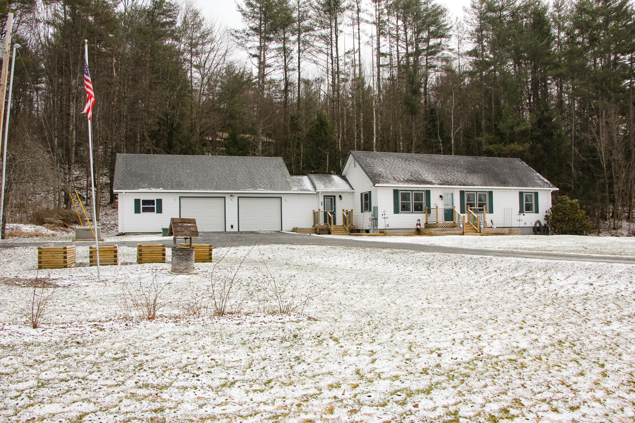 256 River Road Piermont, NH 03779 - Photo 6 of 29 Gallery Image 6