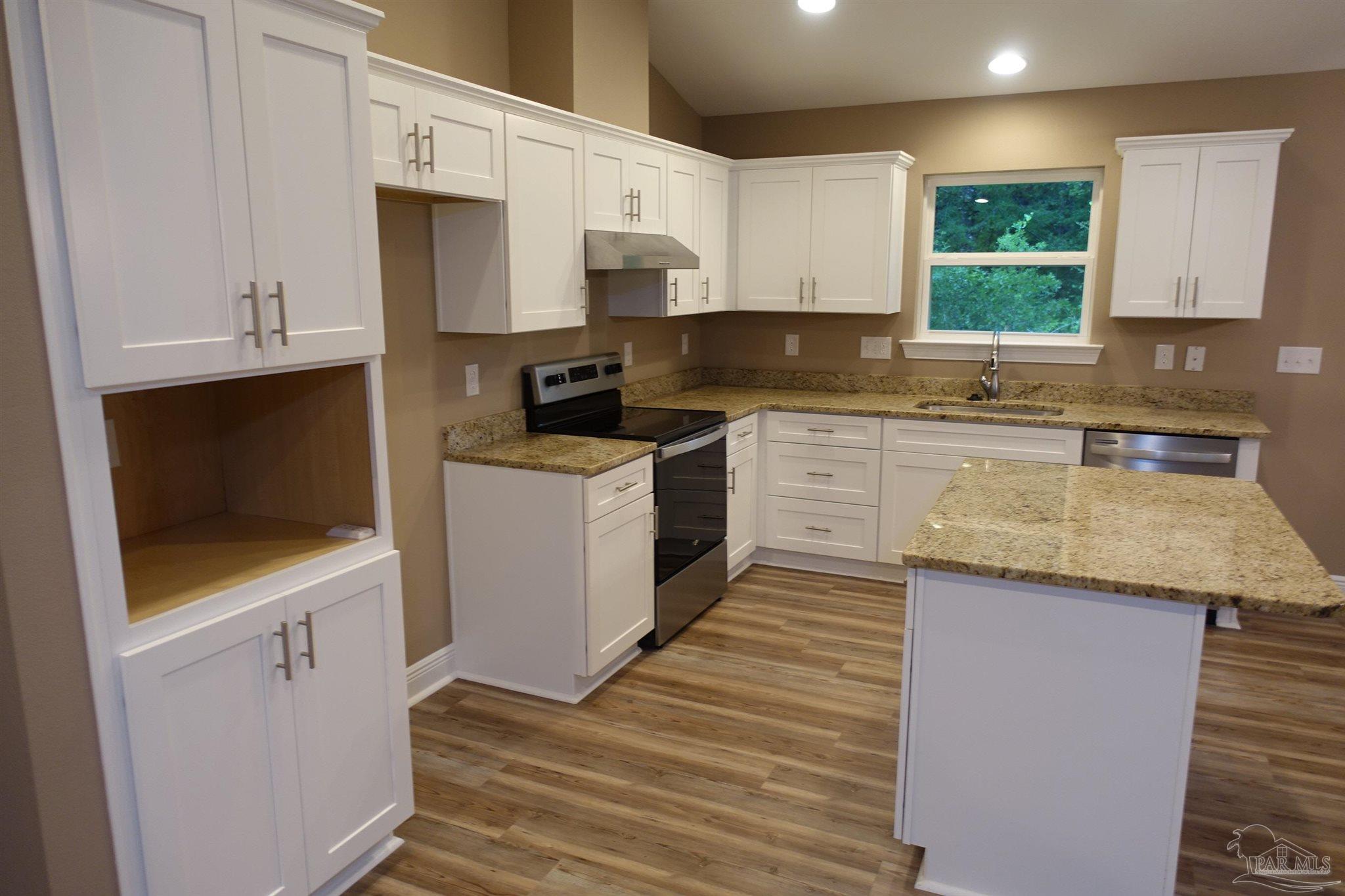 10423 Tanton Road Pensacola, FL 32506 - Photo 10 of 26