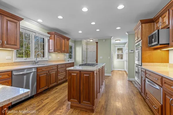 $1,250,000 | 20685 North Meadow Court, Deer Park, IL 60010