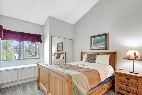 $649,000 | 261 Lakeview Boulevard, Unit 54, Mammoth Lakes, CA 93546