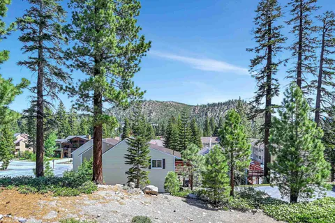 $649,000 | 261 Lakeview Boulevard, Unit 54, Mammoth Lakes, CA 93546