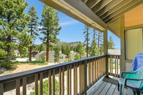 $649,000 | 261 Lakeview Boulevard, Unit 54, Mammoth Lakes, CA 93546