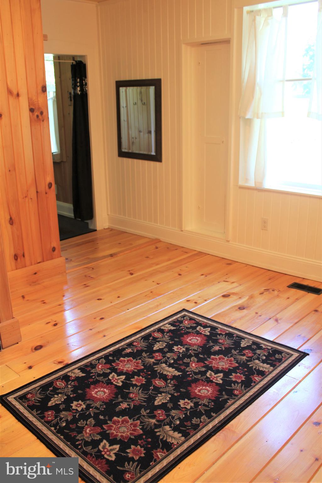 461 Paradise Road Aberdeen, MD 21001 - Photo 33 of 78 Hardwood floors with water closet