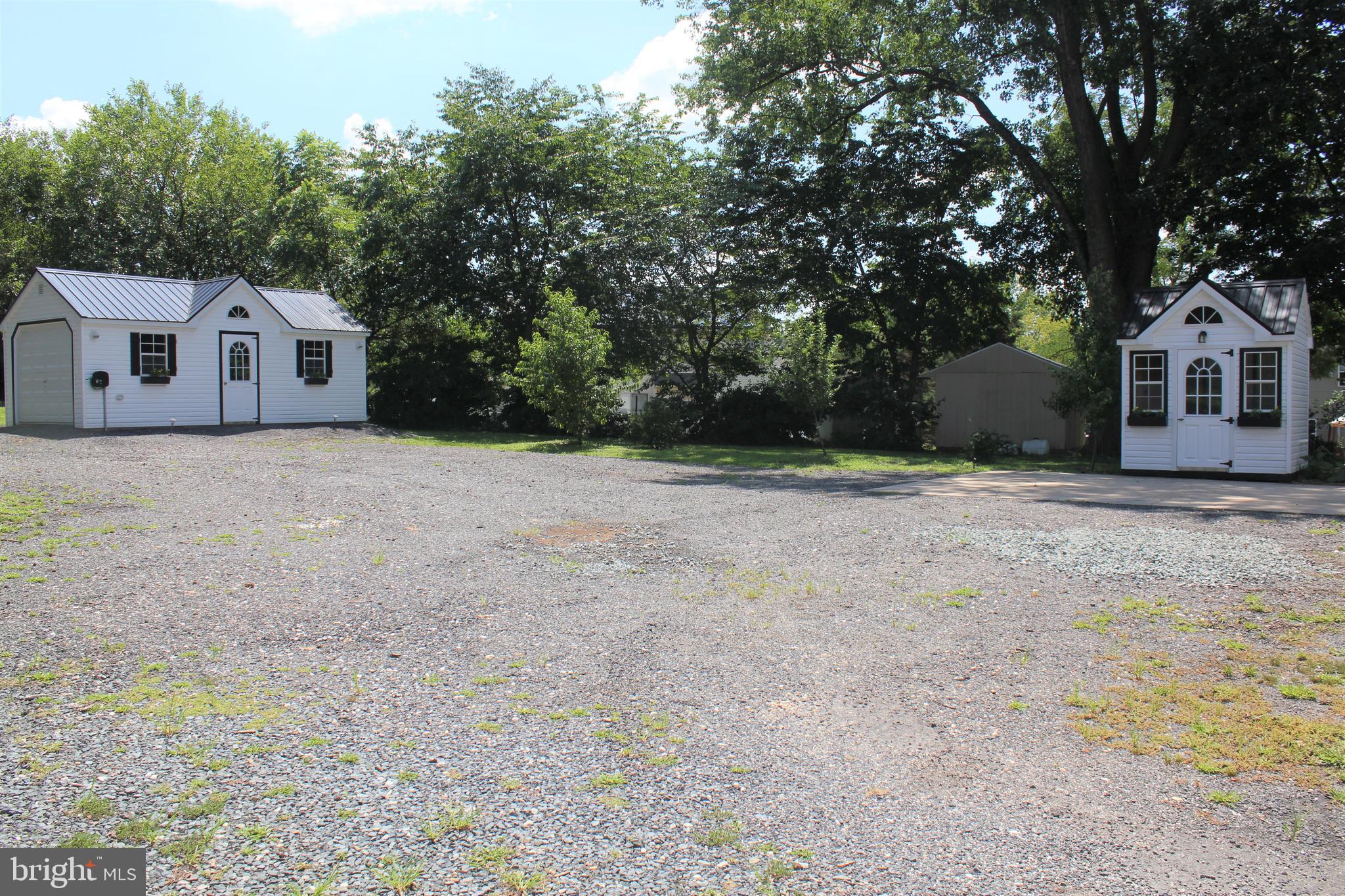 461 Paradise Road Aberdeen, MD 21001 - Photo 59 of 78 Rear parking, that offers plenty of parking needs