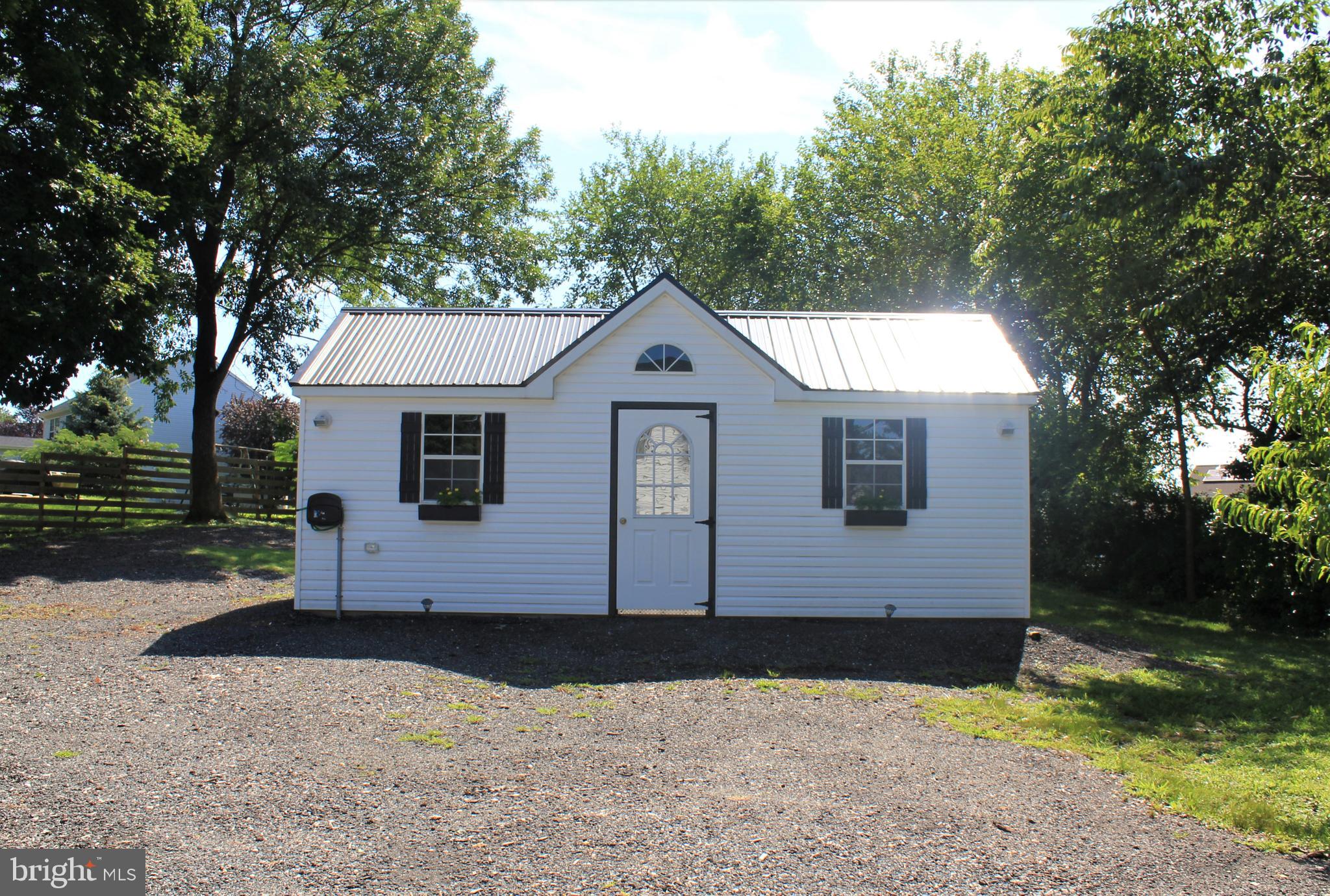 461 Paradise Road Aberdeen, MD 21001 - Photo 62 of 78 Rear custom garage - ideal for a studio, or...