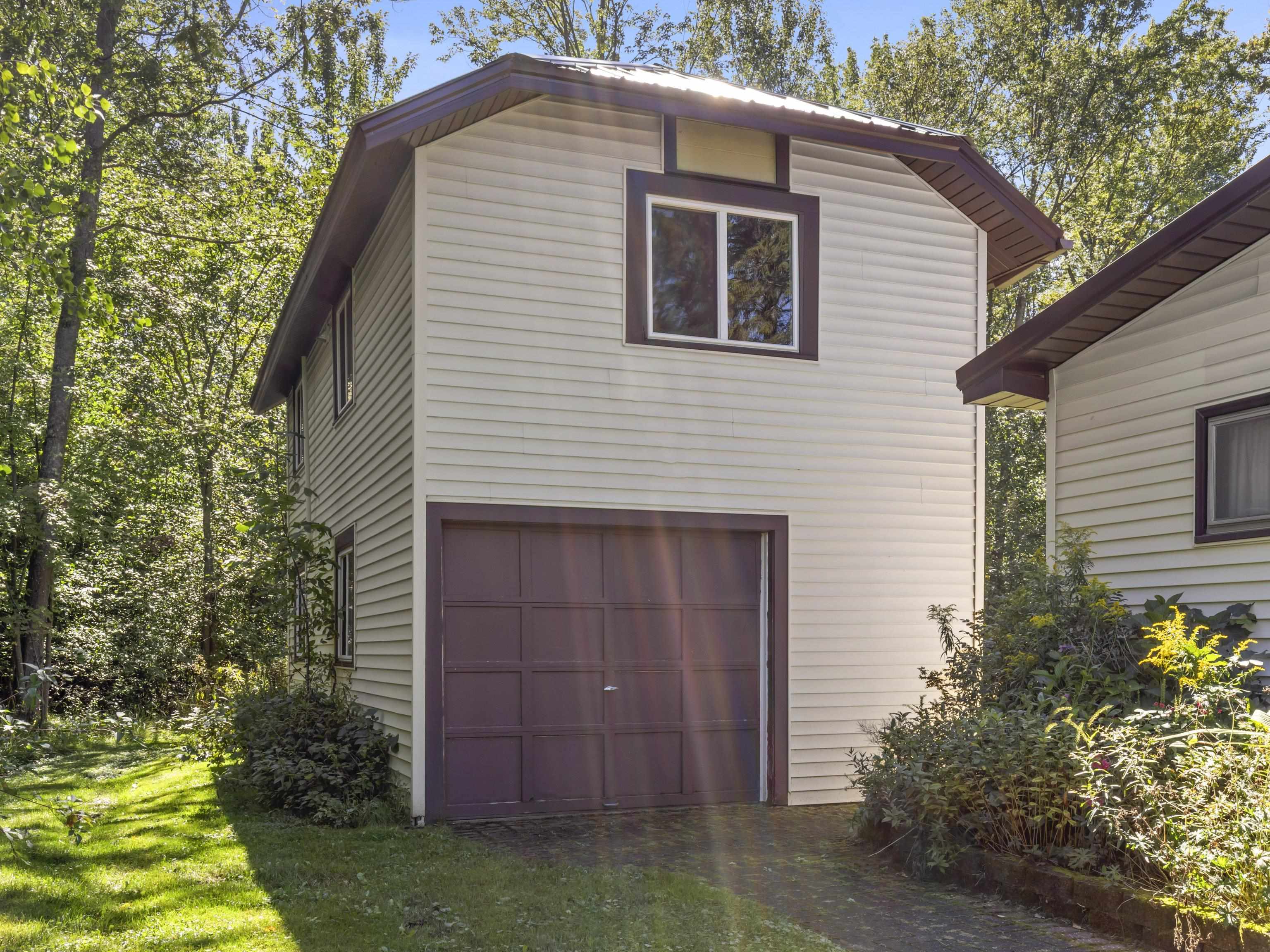 8485 Bay Point Road Beulah, MI 49617 - Photo 13 of 34 1950535-2d148bec-ffd2-43ca-8566-1a649d8cb67f.JPG