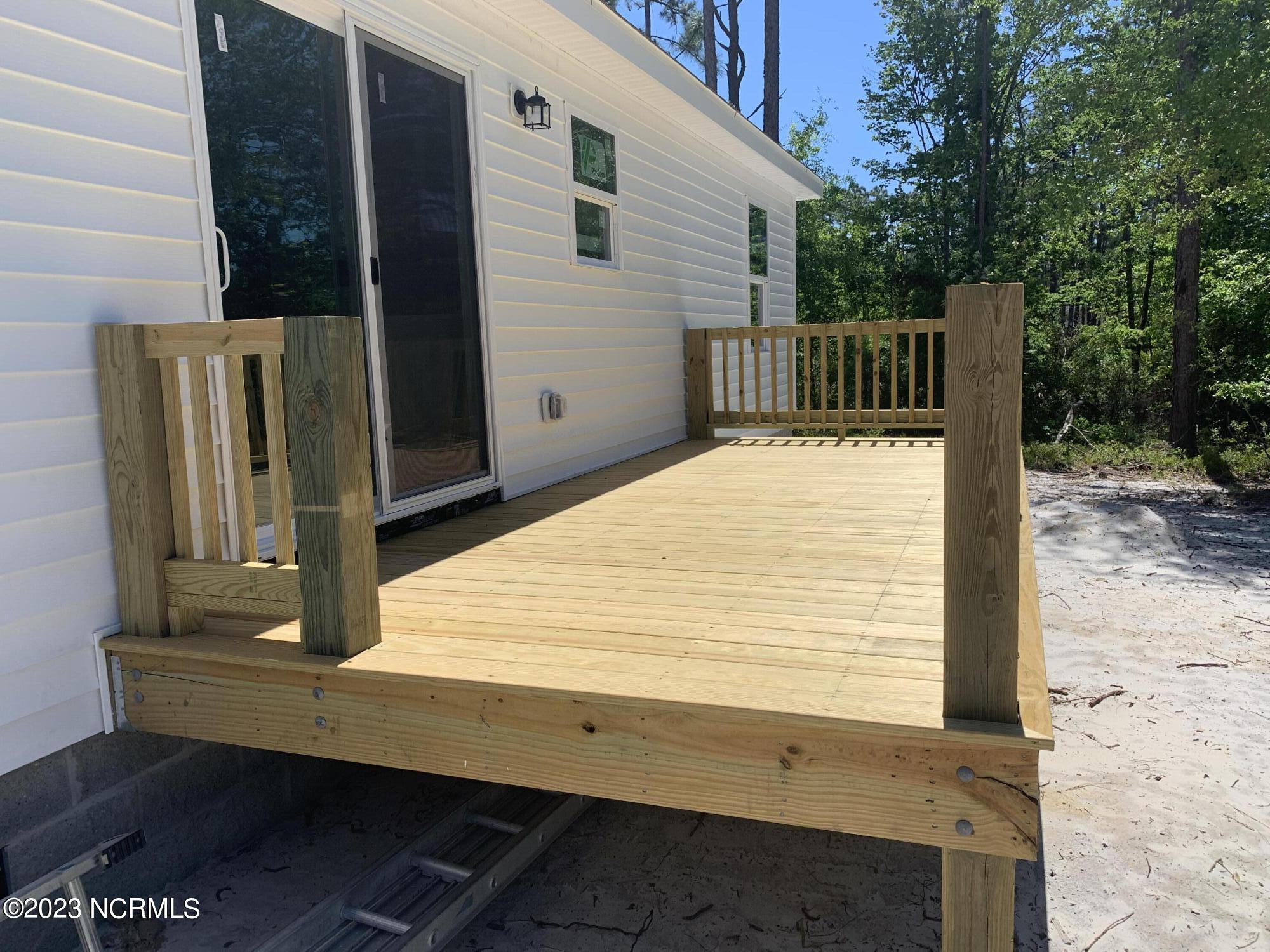 171 Crystal Road Boiling Spring Lakes, NC 28461 - Photo 18 of 23 33C96480-3977-43AA-AFB6-9B4622331A05