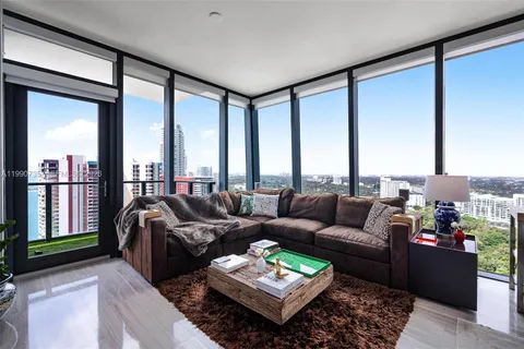 $775,000 | 1451 Brickell Avenue, Unit 2704, Miami, FL 33131