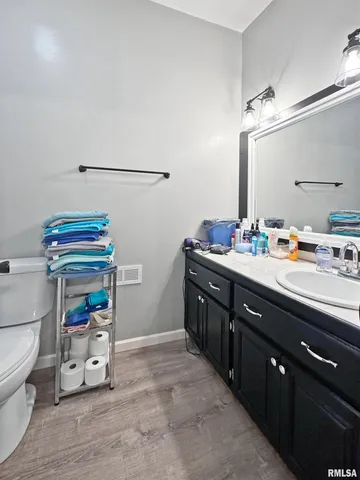 $189,500 | 606 North Maple Street, Mount Sterling, IL 62353