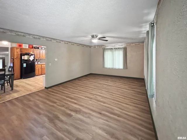 $189,500 | 606 North Maple Street, Mount Sterling, IL 62353