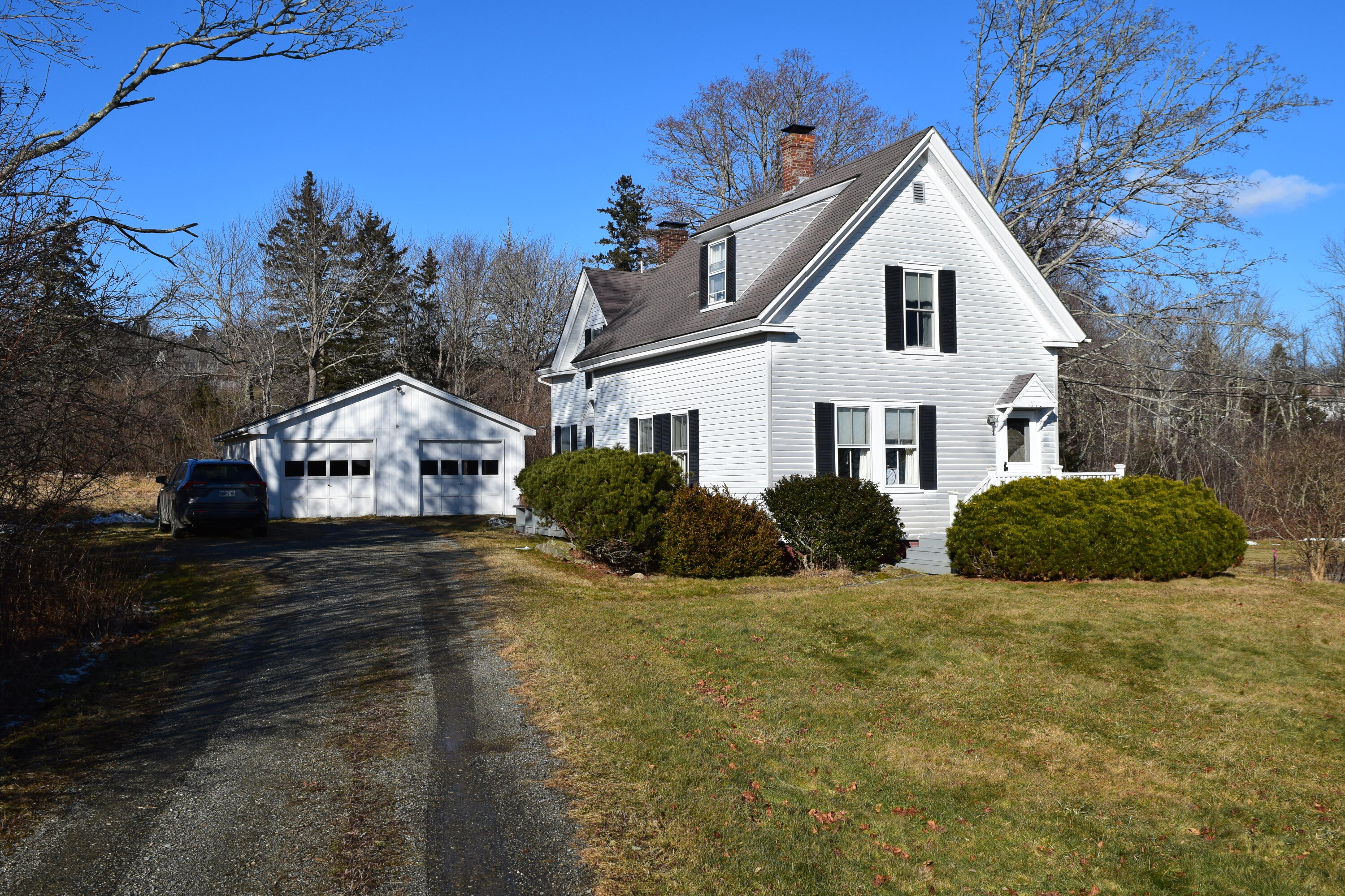 116 Perkins Street Castine, ME 04421 - Photo 1 of 48 DSC_0045 (11)