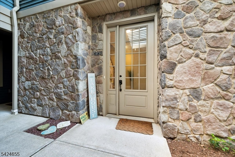401 Mariners Pointe Hopatcong, NJ 07843 - Photo 9 of 42 a view of door with outside space