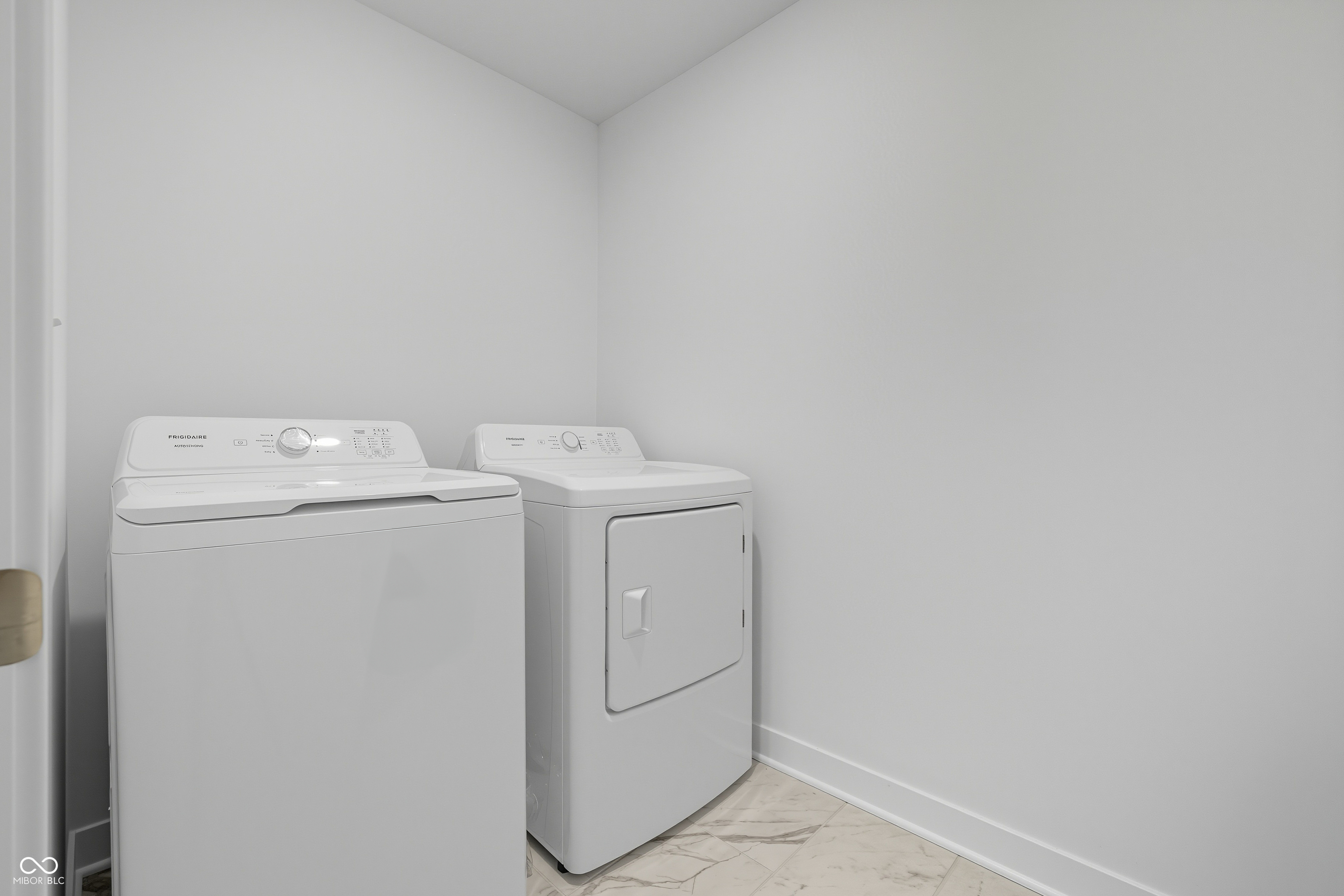 15395 Alperton Road Fishers, IN 46037 - Photo 29 of 45