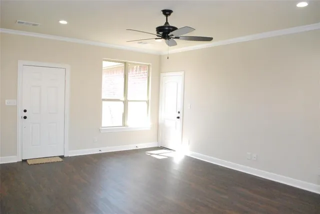 $1,800 | 521 West Sears Street, Denison, TX 75020