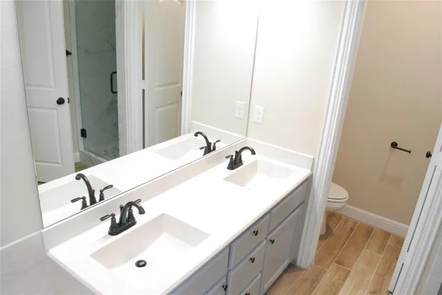 $1,800 | 521 West Sears Street, Denison, TX 75020