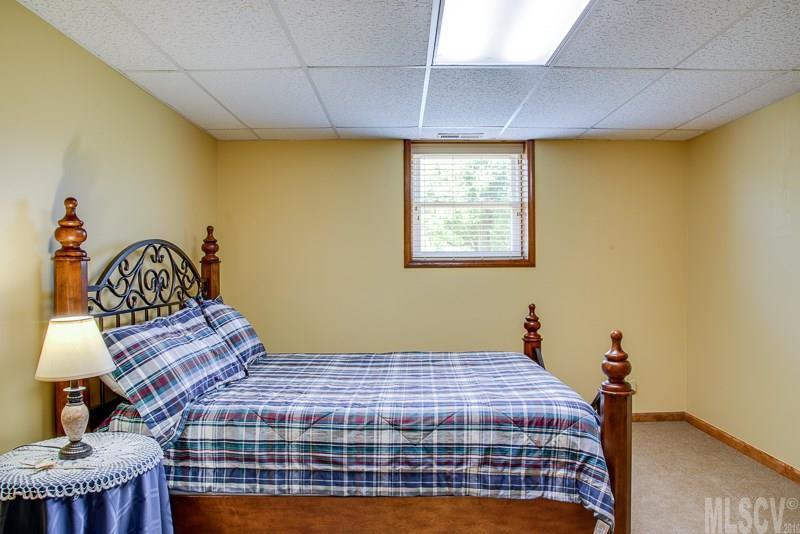 6429 Willowbottom Road Hickory, NC 28602 - Photo 12 of 25 Gallery Image 12