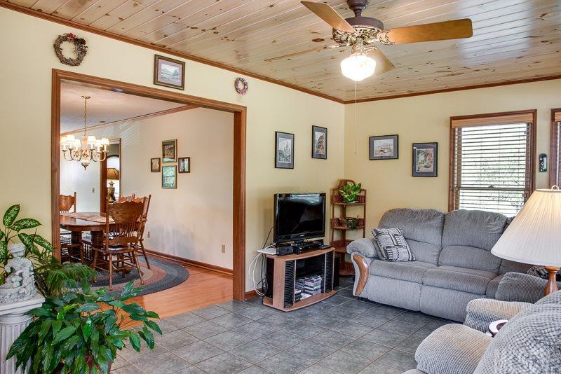 6429 Willowbottom Road Hickory, NC 28602 - Photo 4 of 25 Gallery Image 4