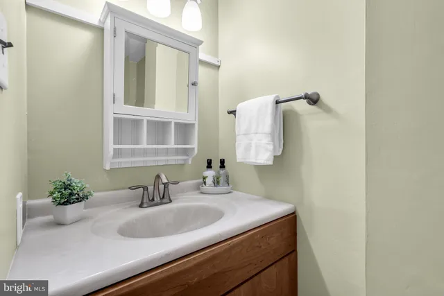 $515,000 | 408 South Olive Street, Media, PA 19063