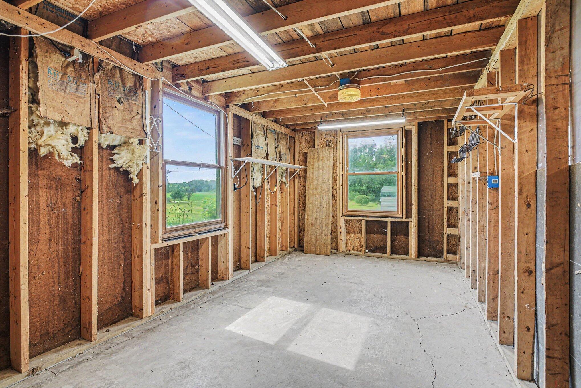 69728 Calvin Center Road Edwardsburg, MI 49112 - Photo 20 of 26 69728 Calvin Center Rd Outbuilding C