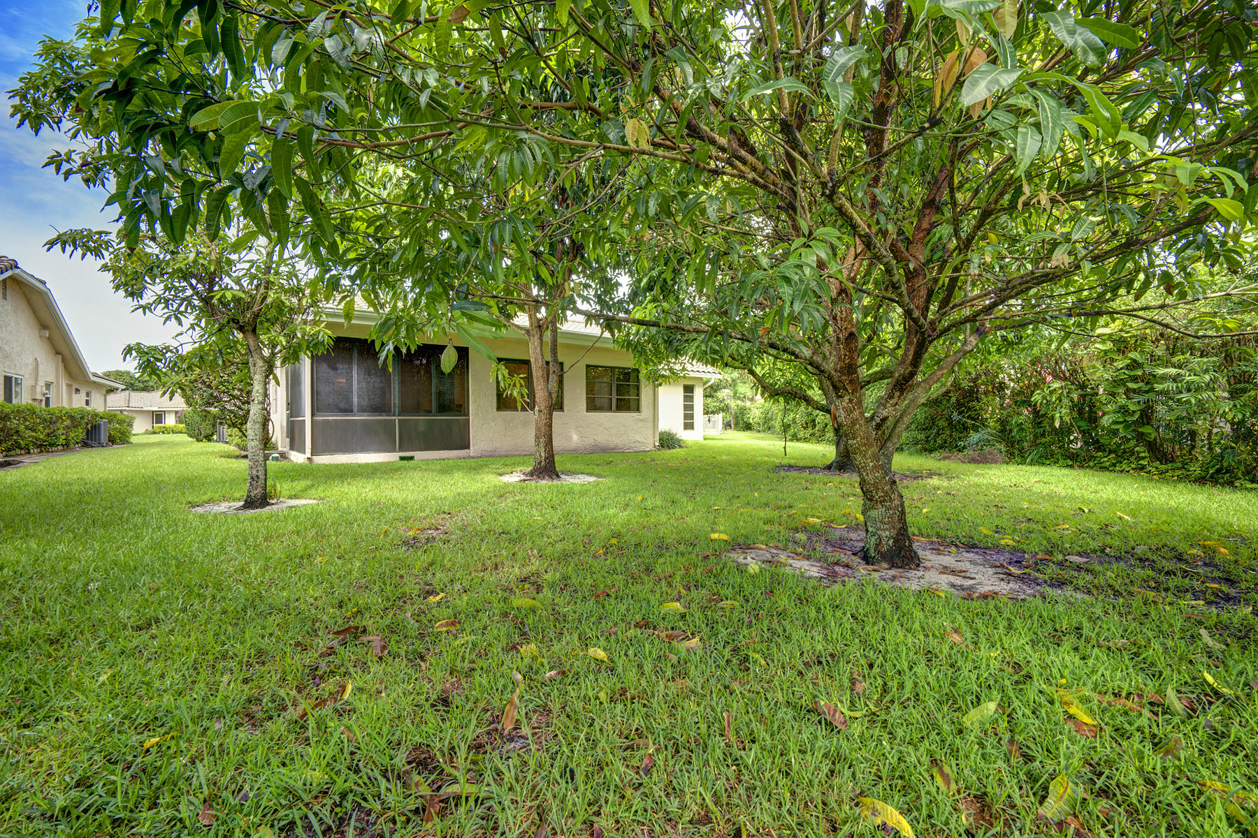 7818 Cloverfield Circle Boca Raton, FL 33433 - Photo 18 of 36 Rear Yard