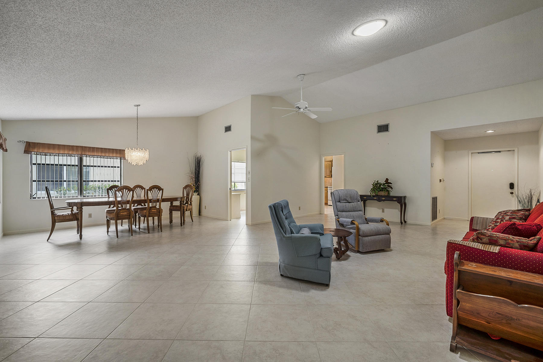 7818 Cloverfield Circle Boca Raton, FL 33433 - Photo 4 of 36 Living & Dining Great Room