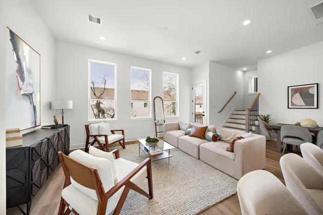 $2,549 | 835 Elkhart Street, Unit D, Houston, TX 77091