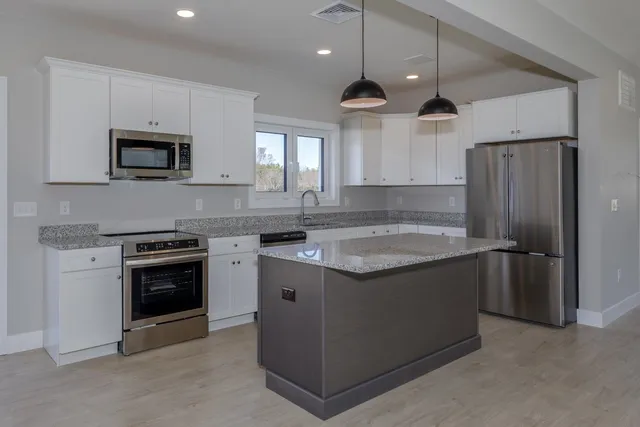 $649,000 | 11 B B Street, Unit B, Hudson, NH 03051