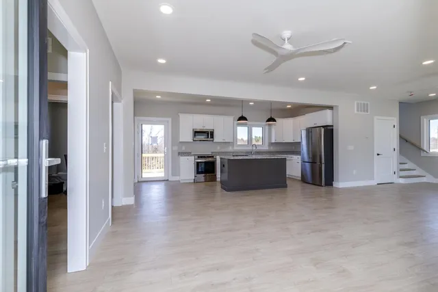 $649,000 | 11 B B Street, Unit B, Hudson, NH 03051