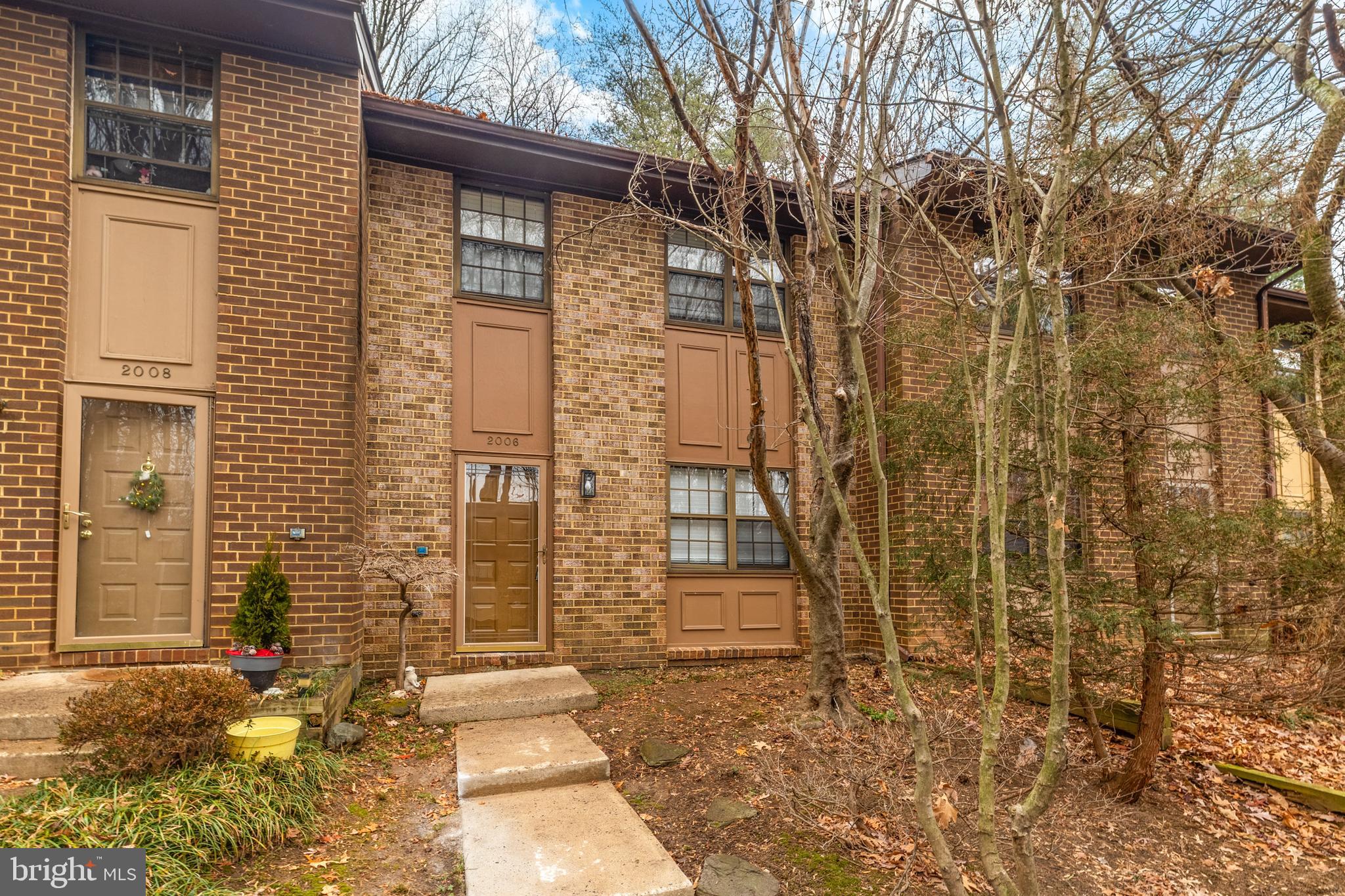 2006 Headlands Circle Reston, VA 20191 - Photo 3 of 30