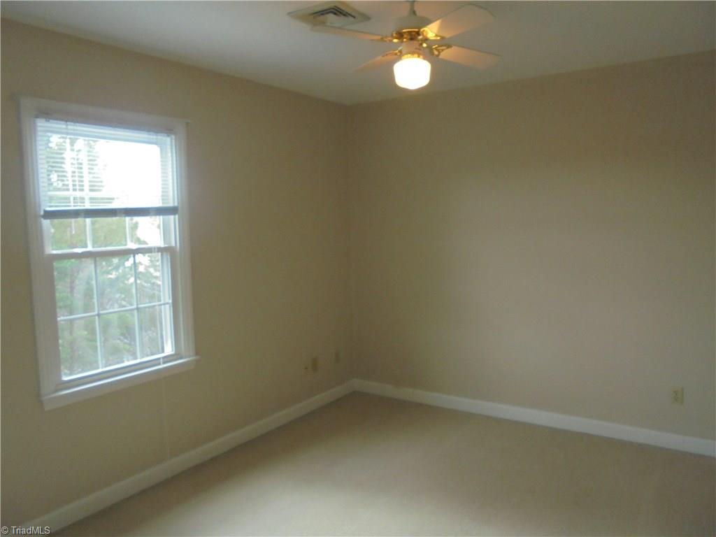 4112 Hawksmoore Road Winston-Salem, NC 27106 - Photo 20 of 27 Gallery Image 20