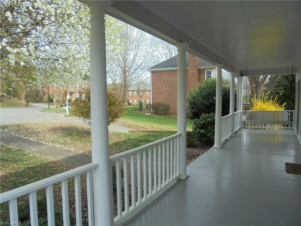 4112 Hawksmoore Road Winston-Salem, NC 27106 - Photo 3 of 27 Gallery Image 3