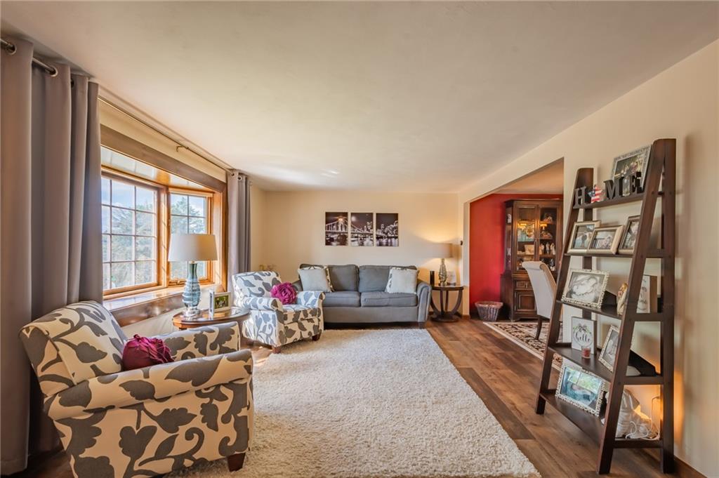 35 Dover Road Irwin, PA 15642 - Photo 2 of 12 Gallery Image 2