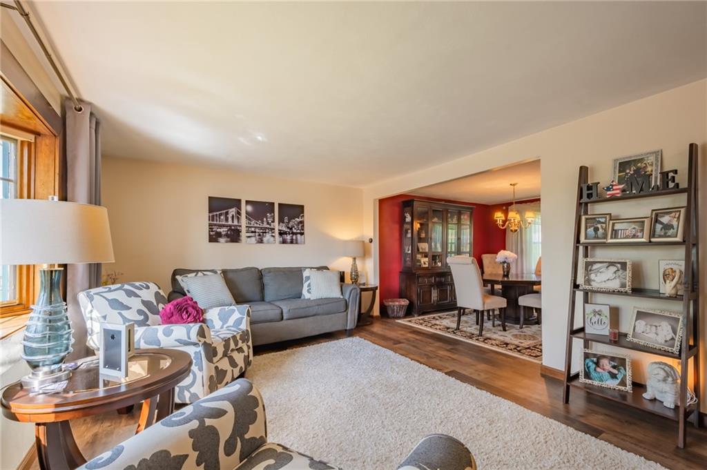 35 Dover Road Irwin, PA 15642 - Photo 3 of 12 Gallery Image 3