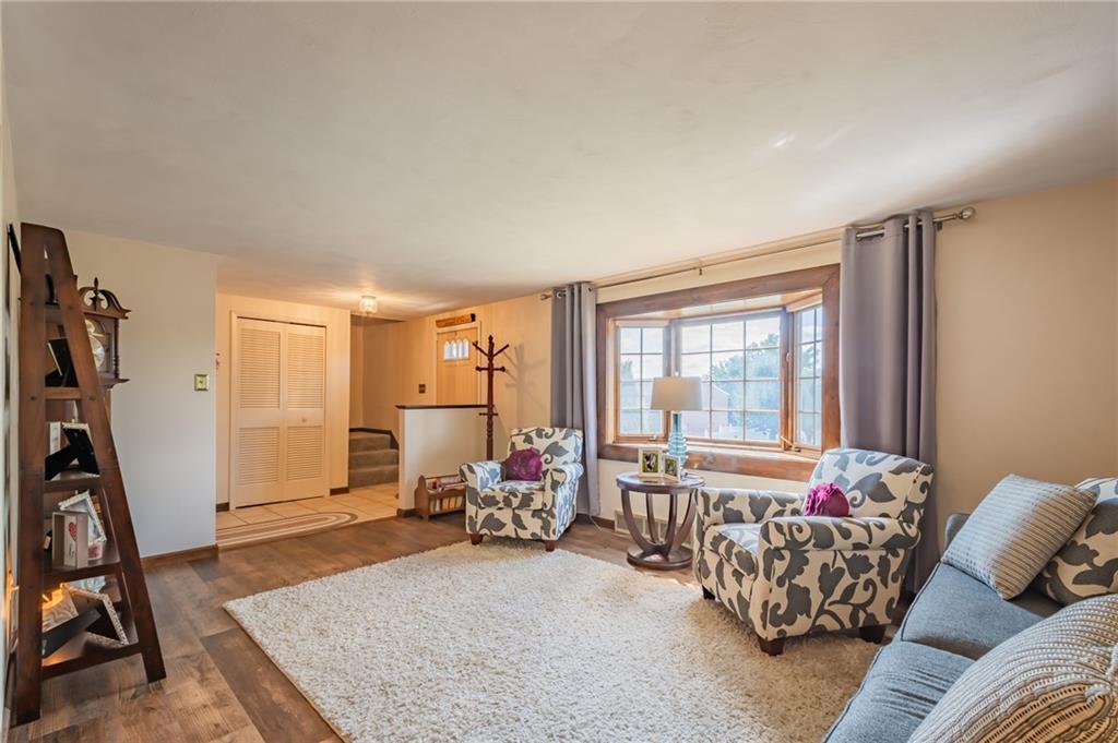35 Dover Road Irwin, PA 15642 - Photo 4 of 12 Gallery Image 4