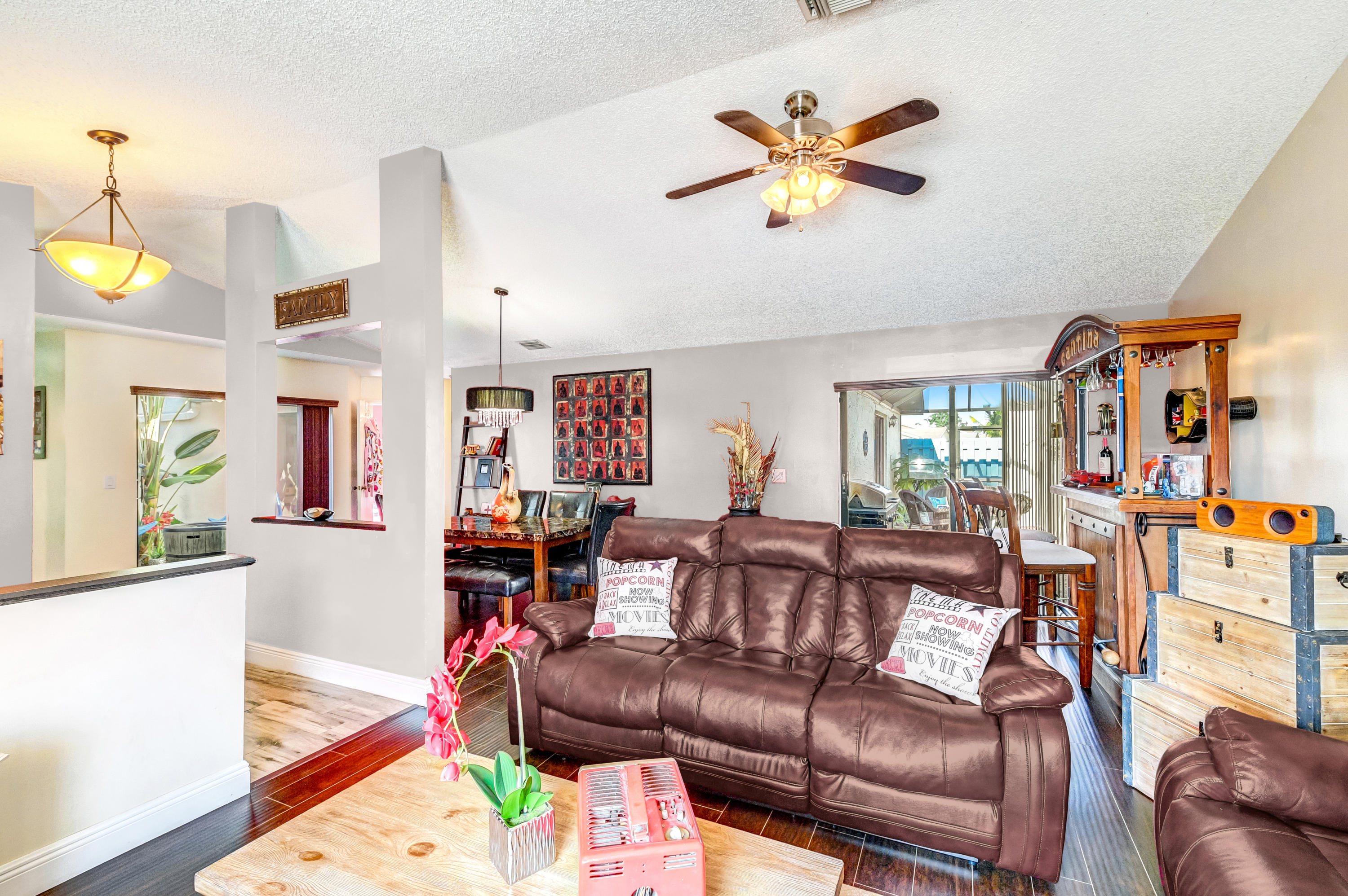 9193 Southwest 20th Street, Unit E Boca Raton, FL 33428 - Photo 12 of 56 Living room