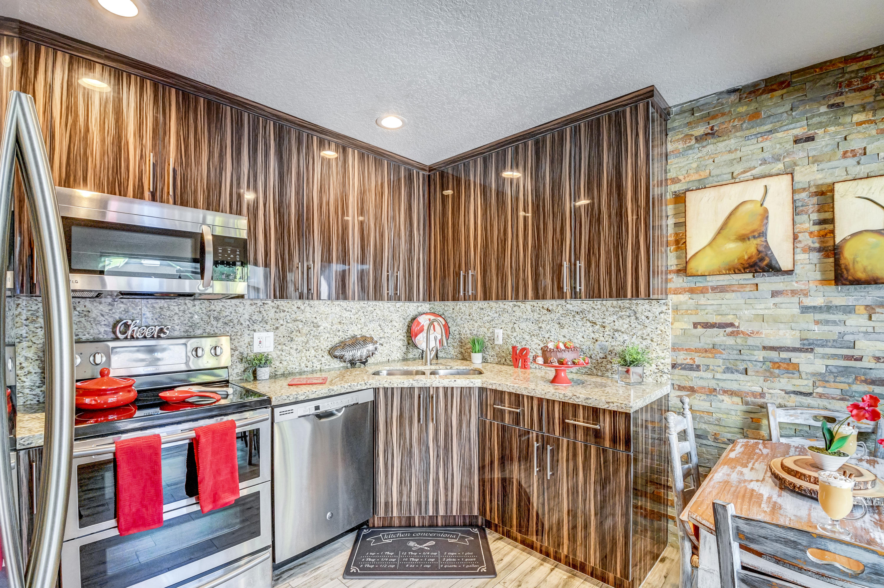 9193 Southwest 20th Street, Unit E Boca Raton, FL 33428 - Photo 23 of 56 Kitchen Beyond Imagine