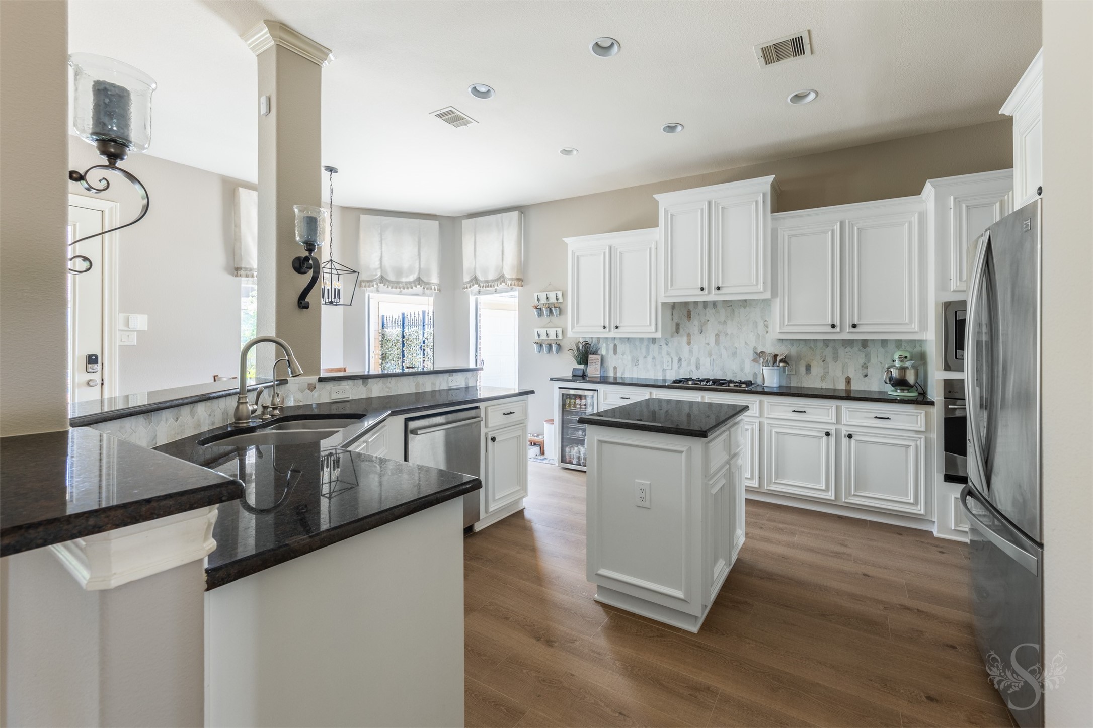 3919 Bianca Spring Lane Katy, TX 77494 - Photo 18 of 50 Kitchen.