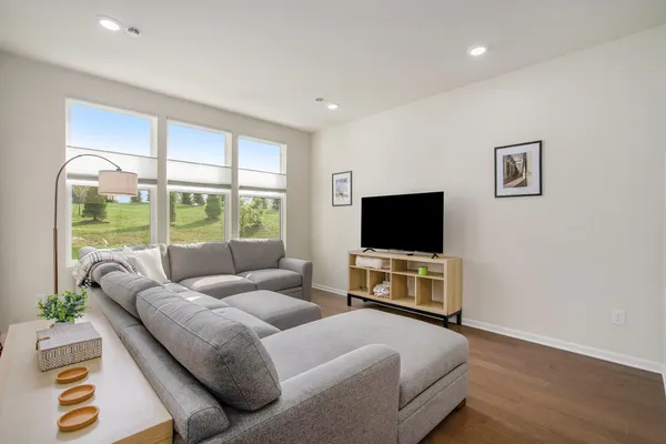 $3,100 | 5525 East Spaniel Drive, Ann Arbor, MI 48108