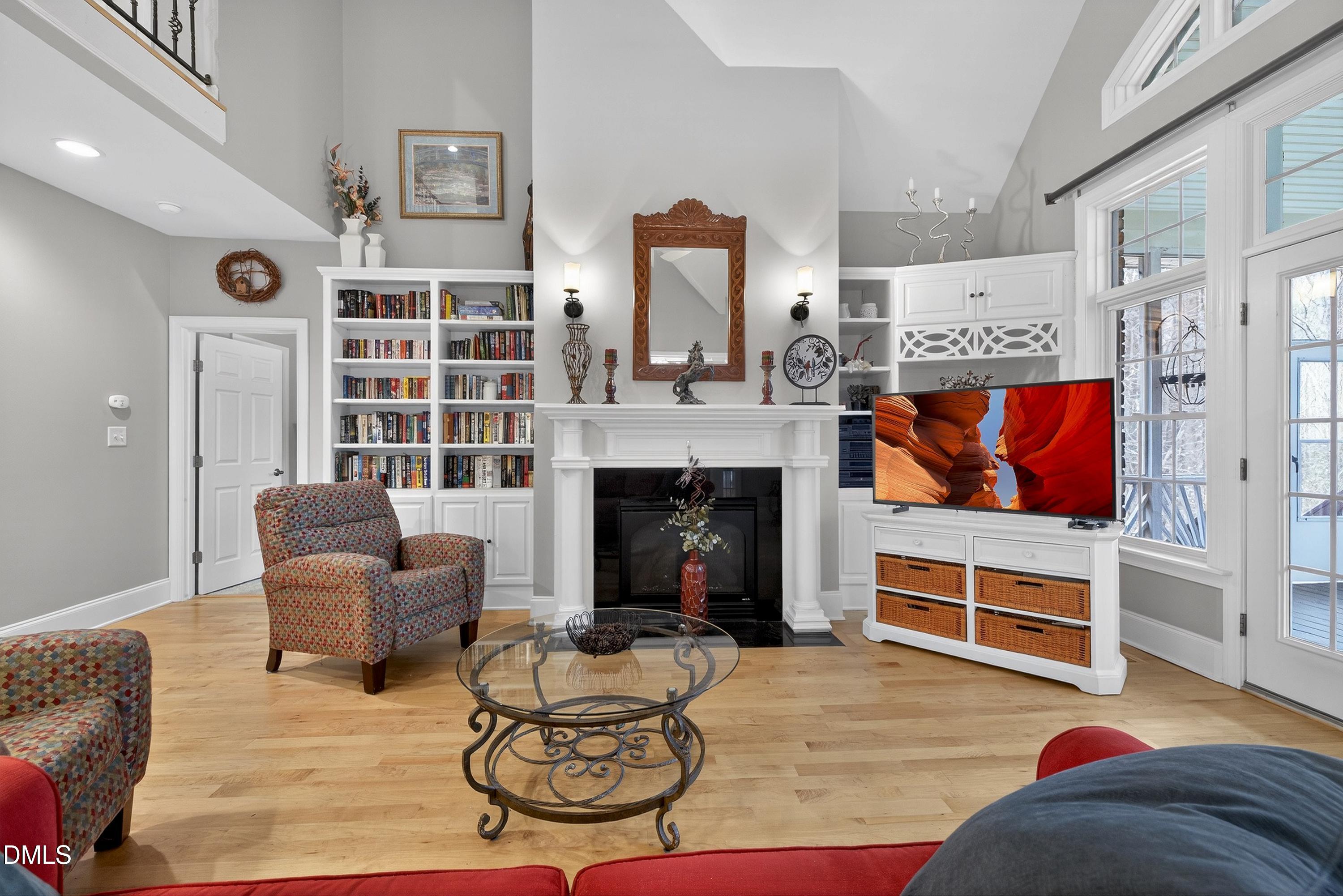 4613 Cross Brook Lane Raleigh, NC 27610 - Photo 12 of 53 Scene-17