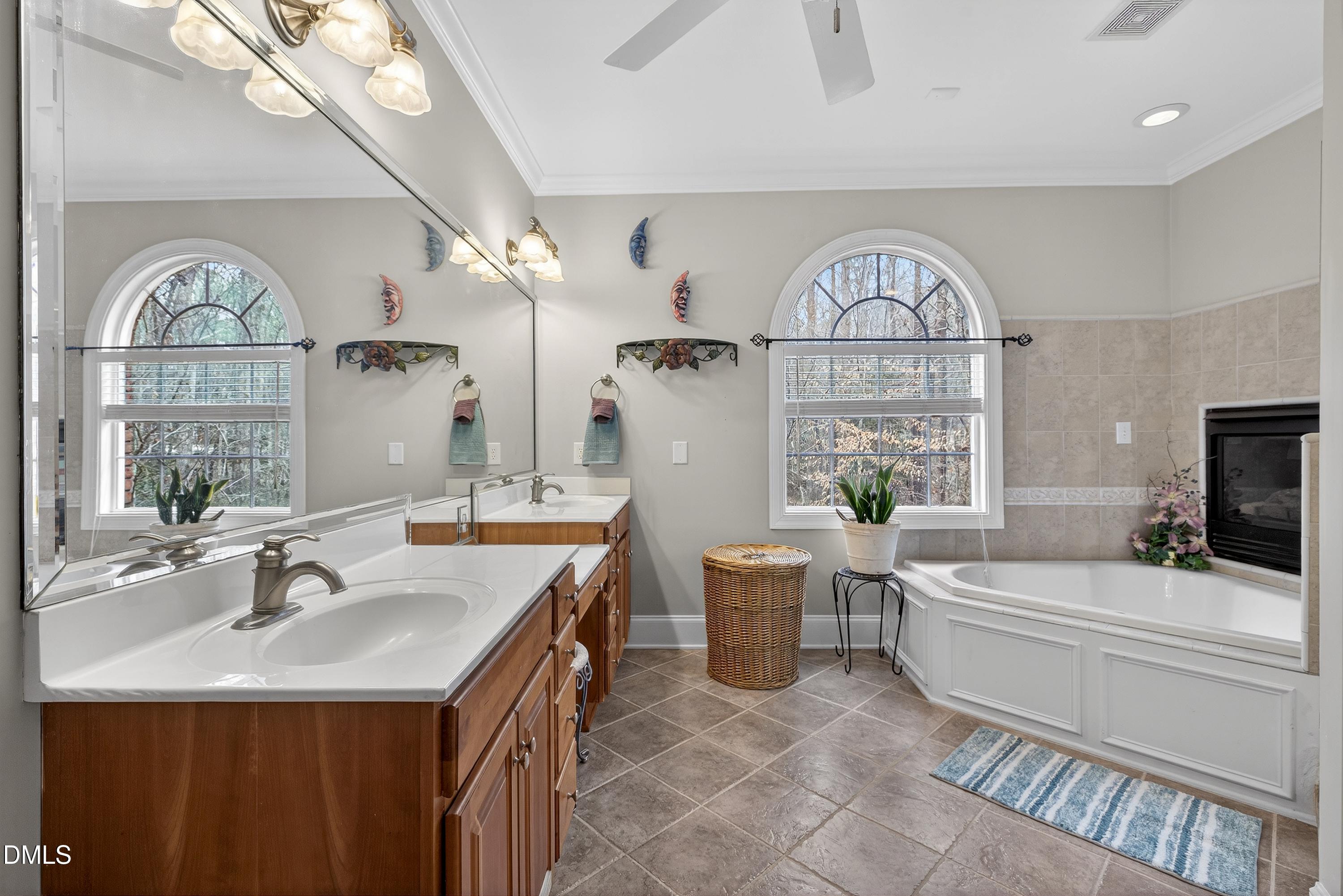 4613 Cross Brook Lane Raleigh, NC 27610 - Photo 34 of 53 Scene-34