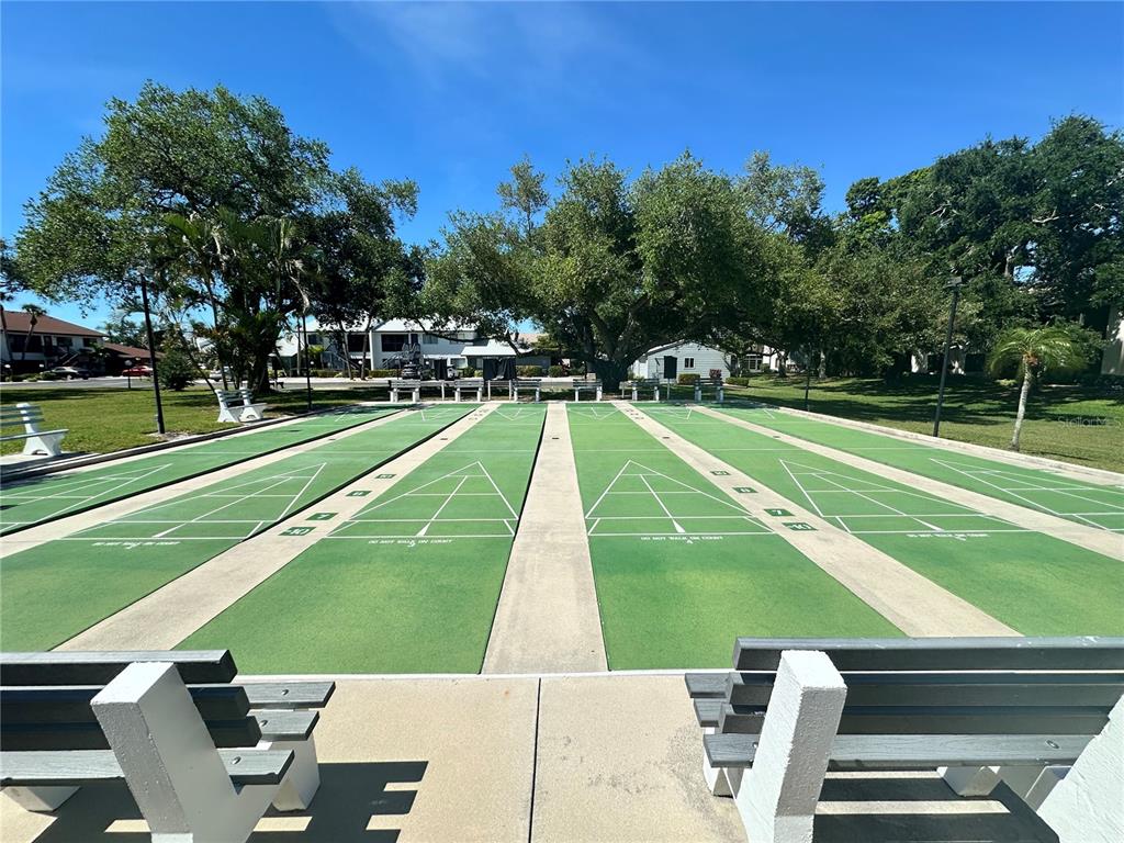 2829 74th Street West, Unit 2829 Bradenton, FL 34209 - Photo 20 of 27 a view of a basketball court