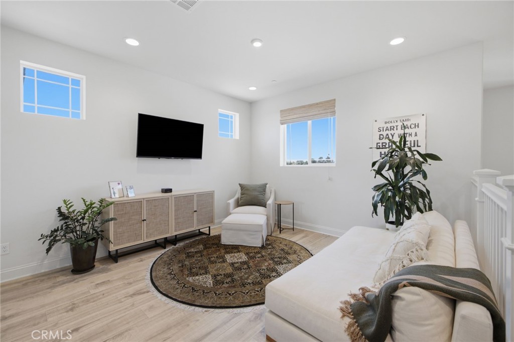 1238 Matterhorn Street Riverside, CA 92506 - Photo 20 of 45