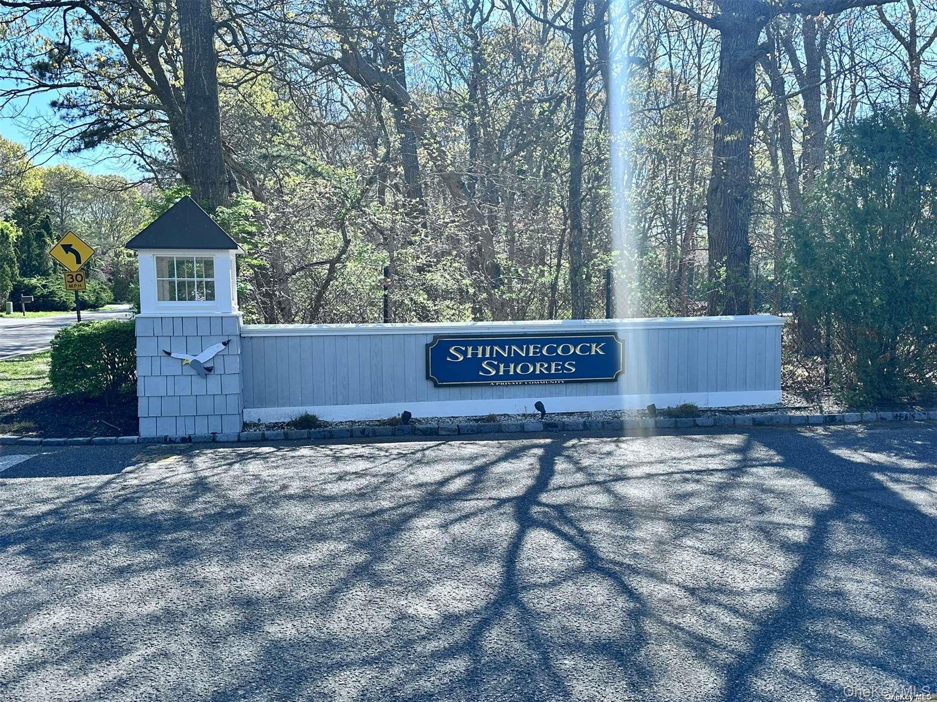 17 Whiting Road East Quogue, NY 11942 - Photo 14 of 24