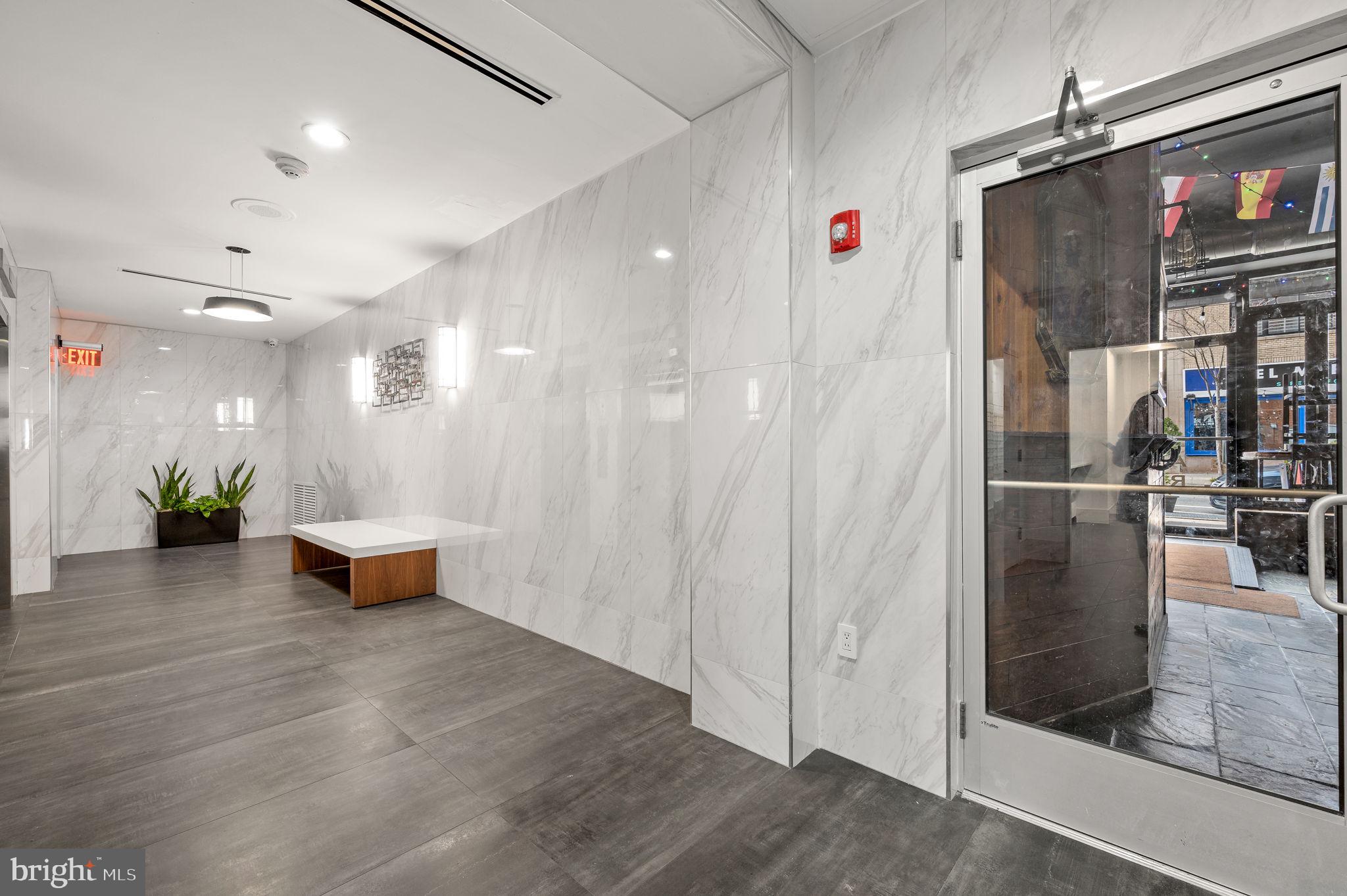 2101 Chestnut Street, Unit 1613 Philadelphia, PA 19103 - Photo 15 of 20