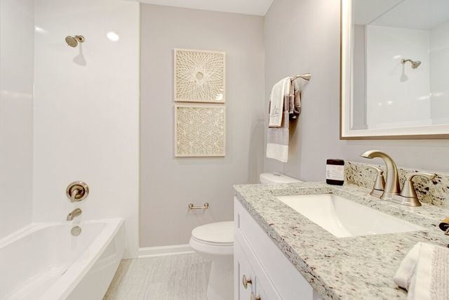 507 Sheffield Road Naperville, IL 60565 - Photo 9 of 17