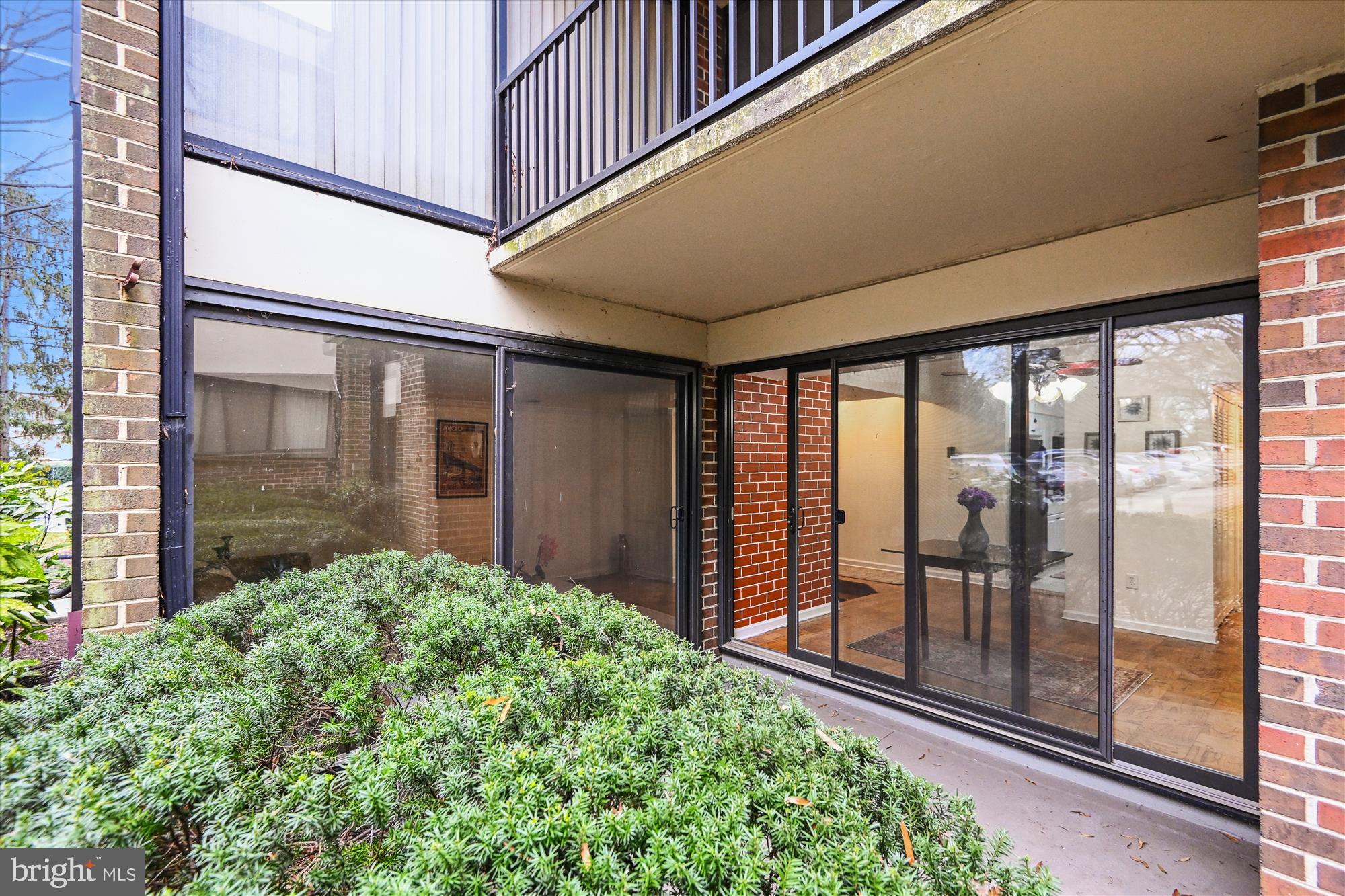9802 Georgia Avenue, Unit 26102 Silver Spring, MD 20902 - Photo 2 of 89 Patio