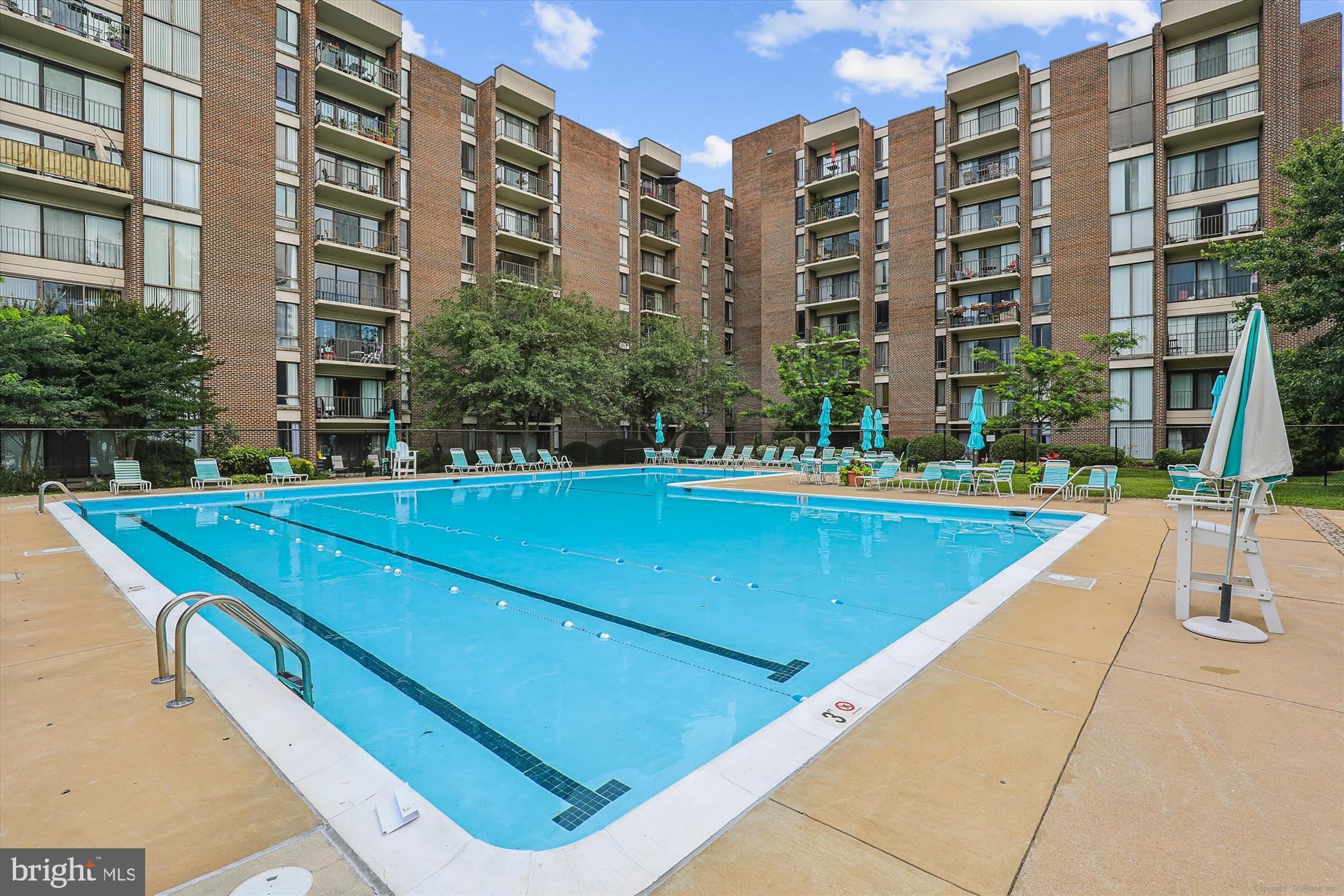 9802 Georgia Avenue, Unit 26102 Silver Spring, MD 20902 - Photo 40 of 89 American Finmark Pool