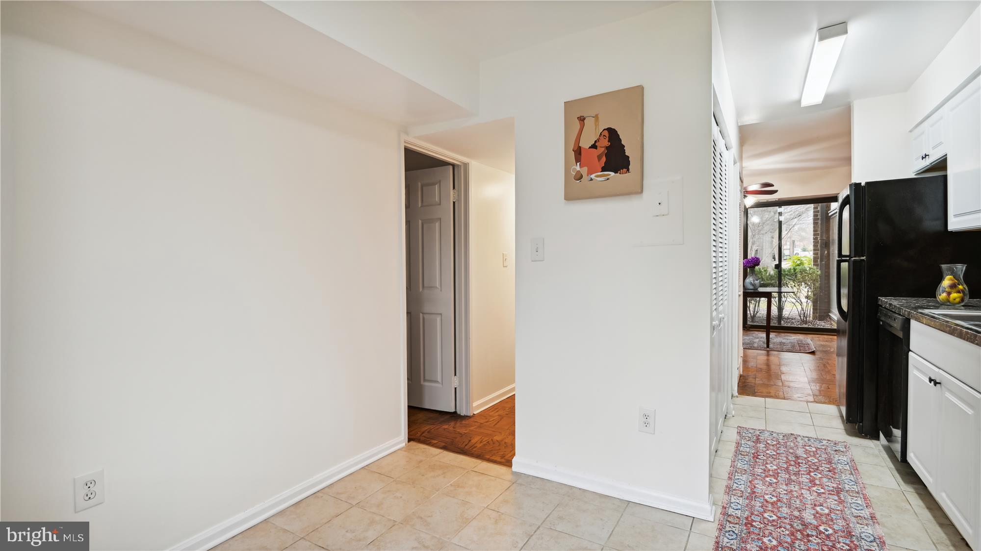 9802 Georgia Avenue, Unit 26102 Silver Spring, MD 20902 - Photo 9 of 89 Kitchen